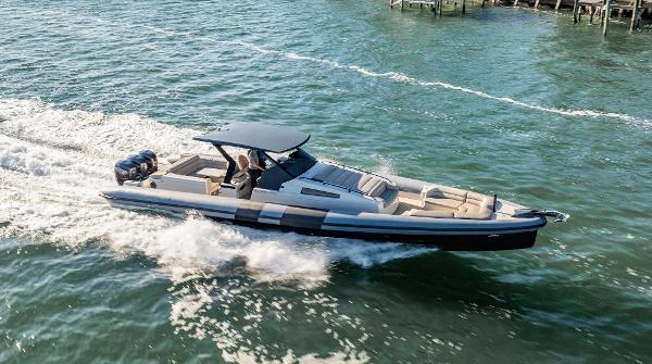 2019 Chaser 500R