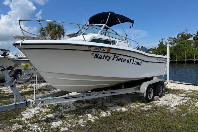 1996 Grady-White Adventure 208