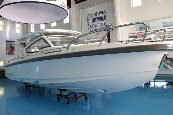 Nimbus Weekender 9 2025 Nimbus Weekender 9 boat displayed indoors on a blue floor.