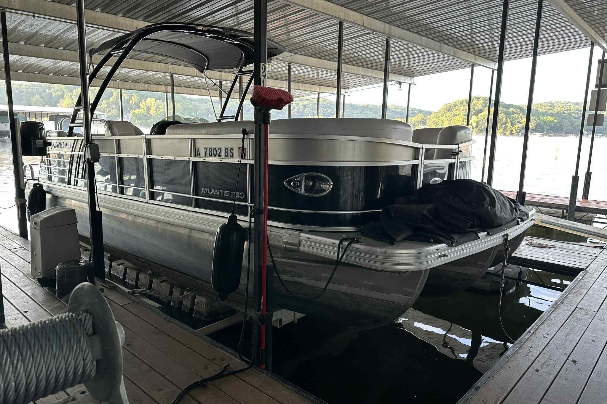 2018 Landau Atlantis 250 Cruise
