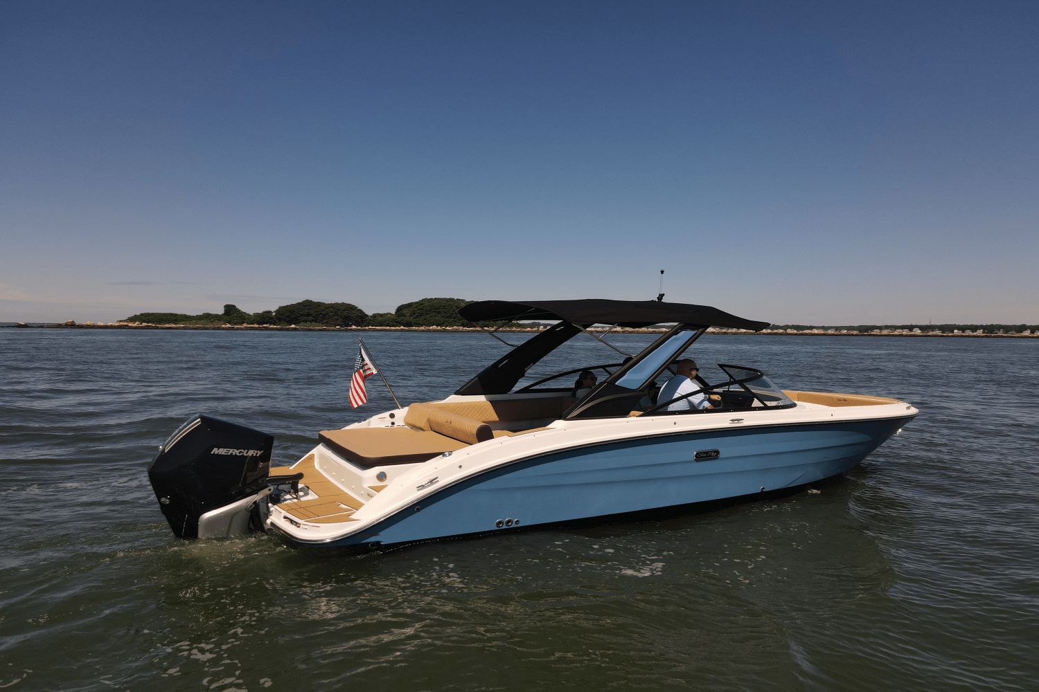 2025 Sea Ray SDX 270 Outboard