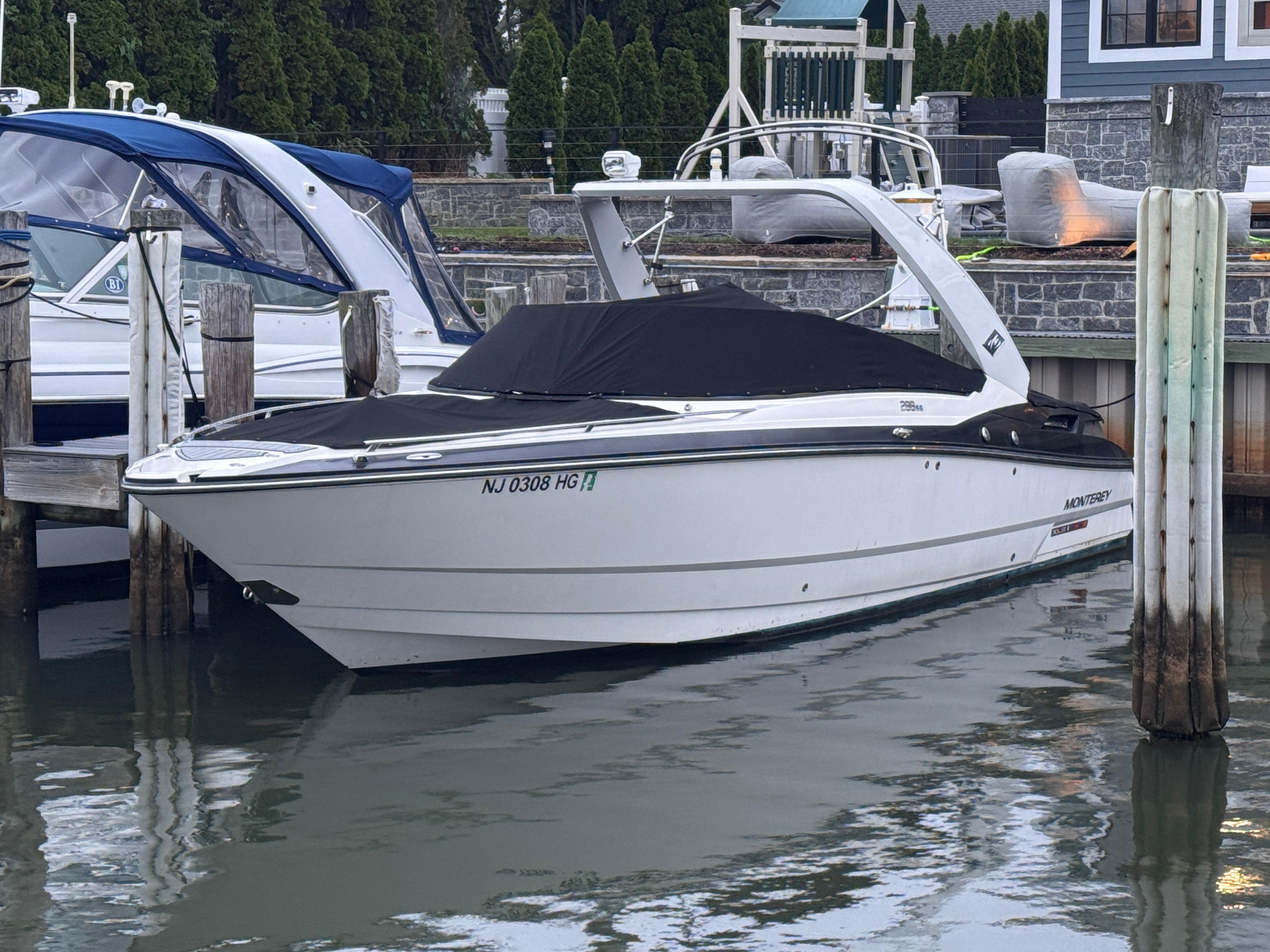 2014 Monterey 288 Super Sport