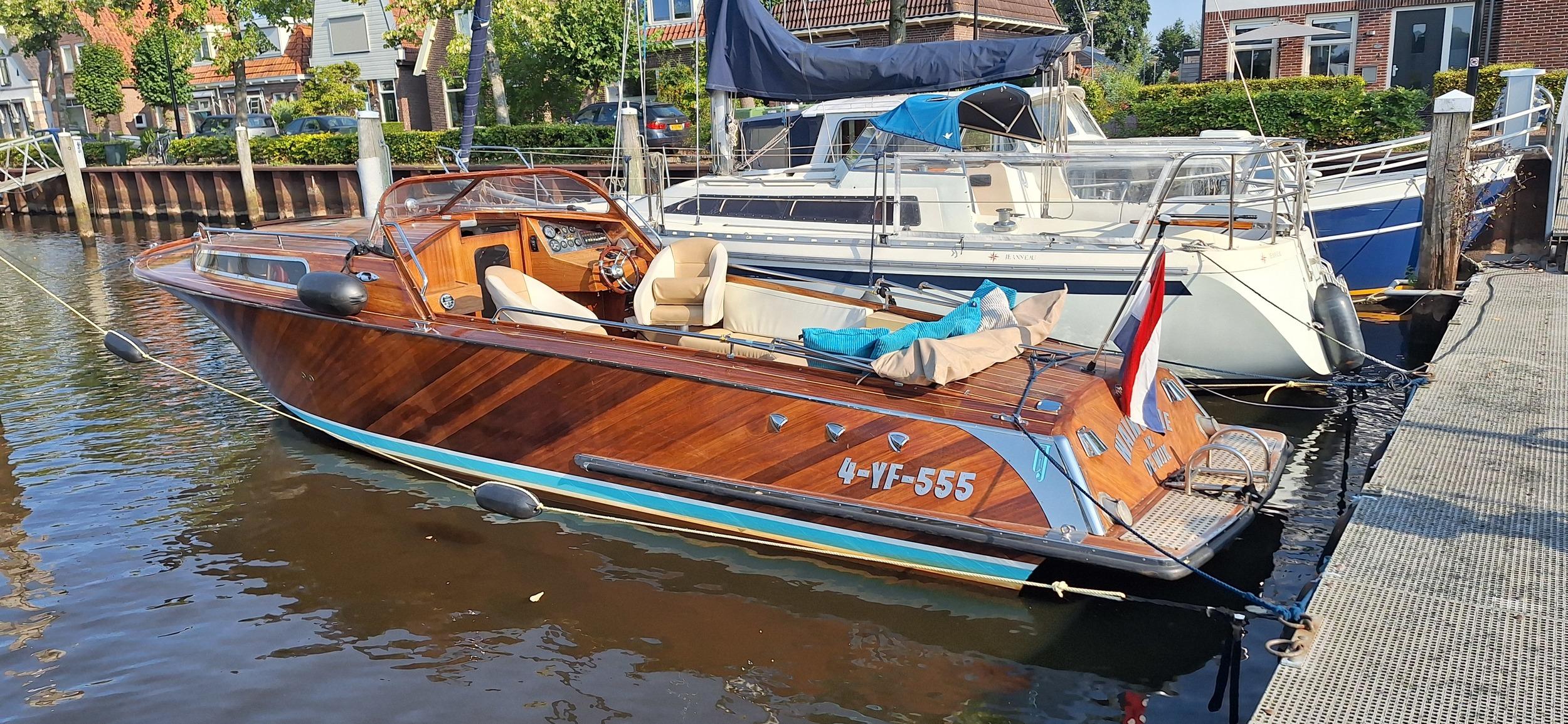 Speedboat 8.50