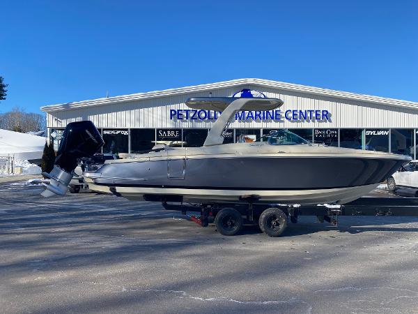 2025 Chris-Craft Launch 28 GT