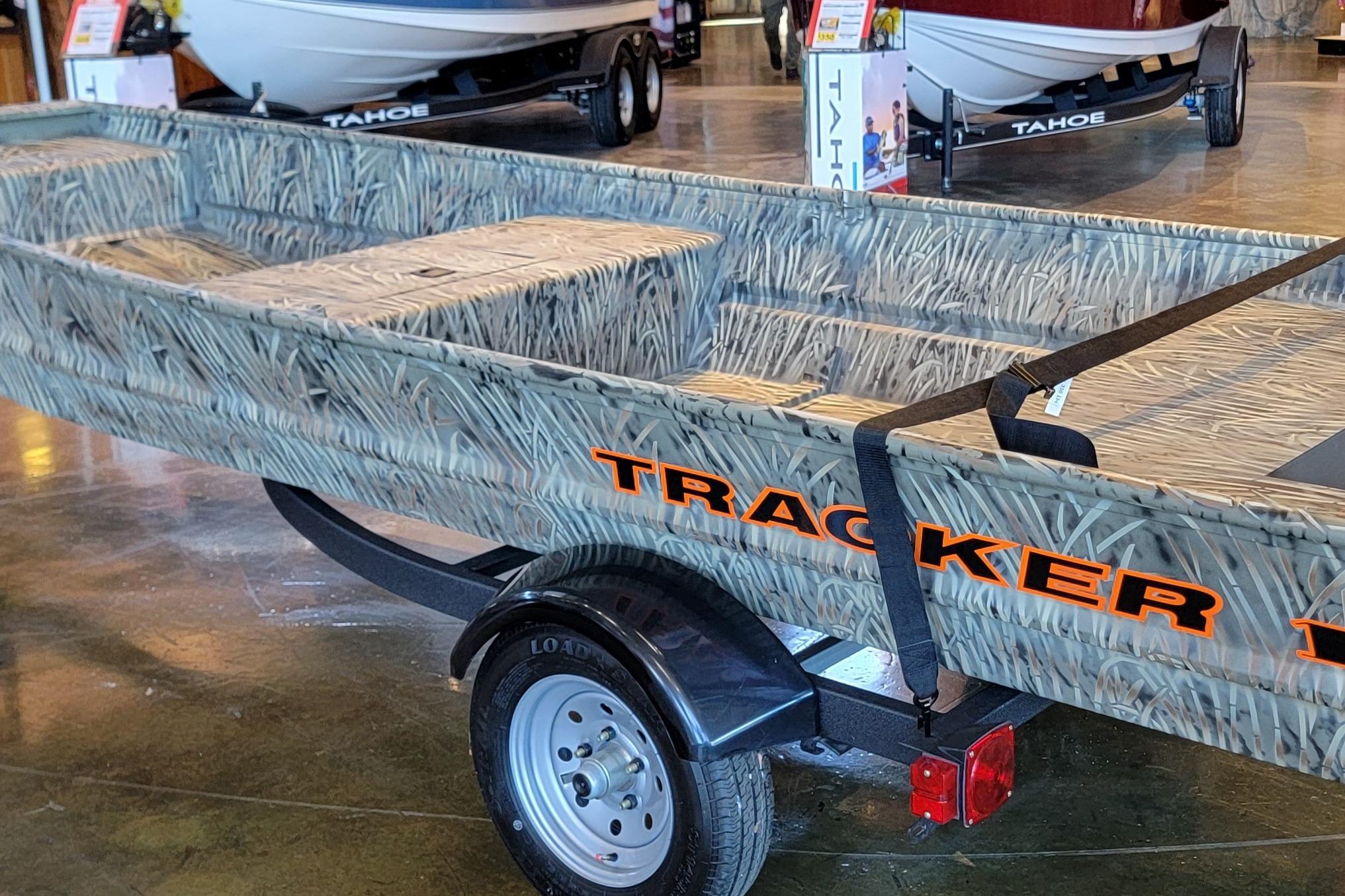 2026 Tracker Grizzly 15 Jon