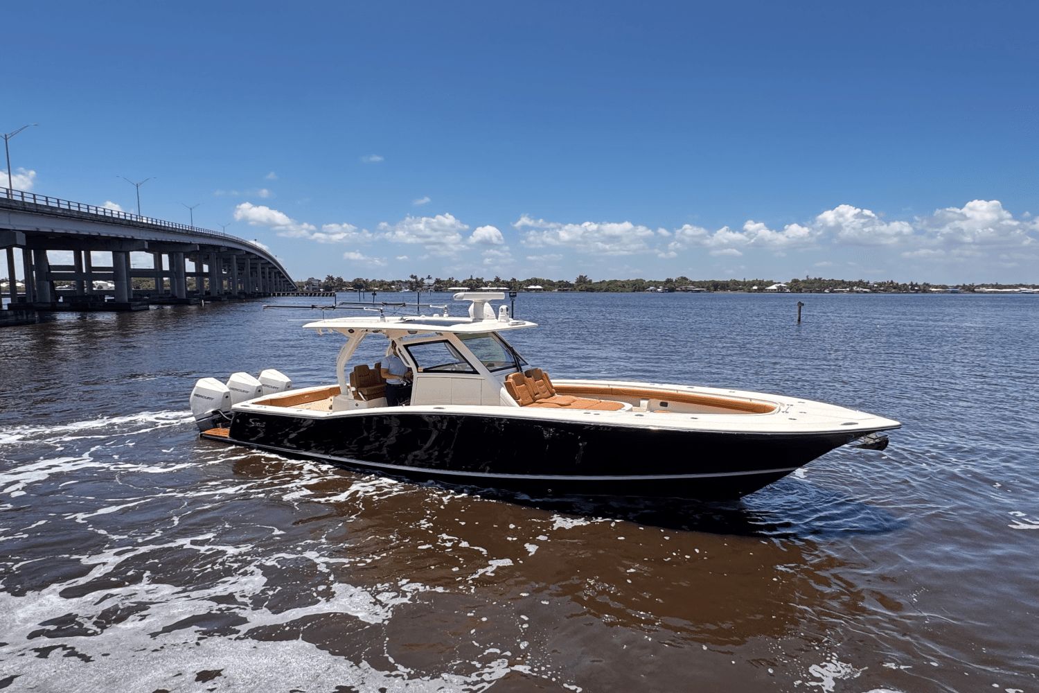 2021 Scout 355 LXF