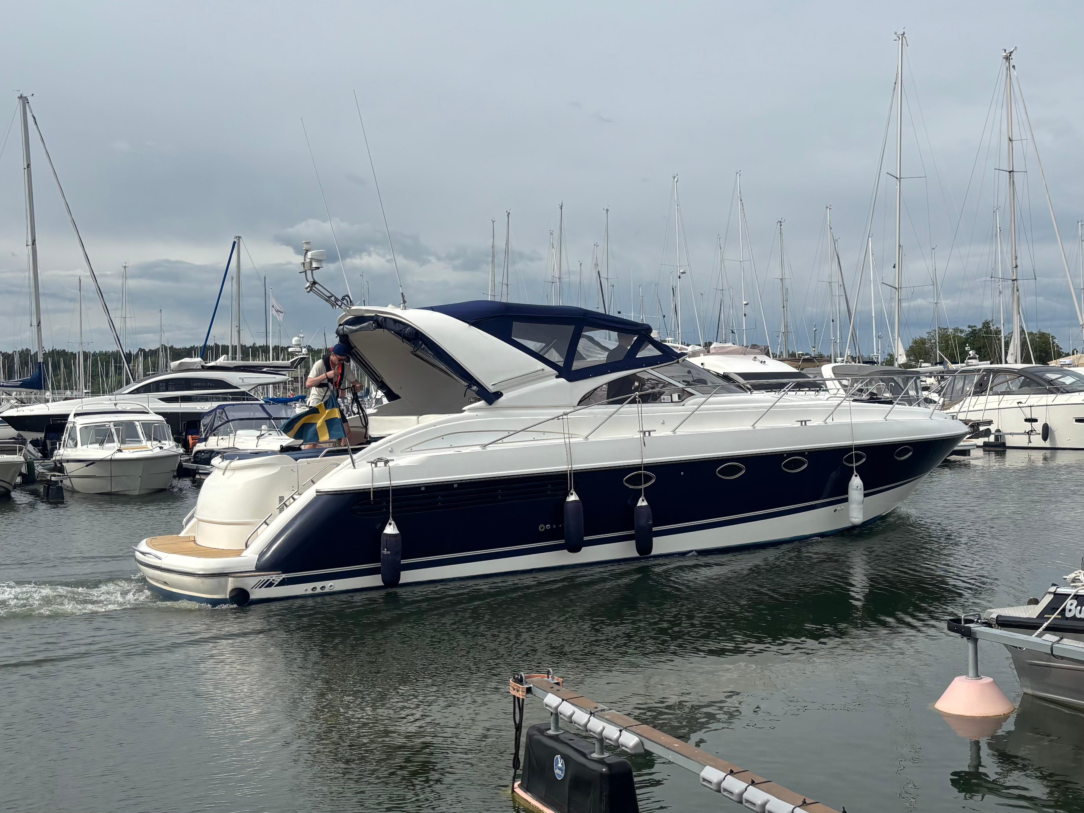 2005 Fairline Targa 43