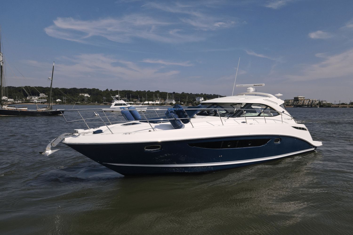 2014 Sea Ray 410 Sundancer