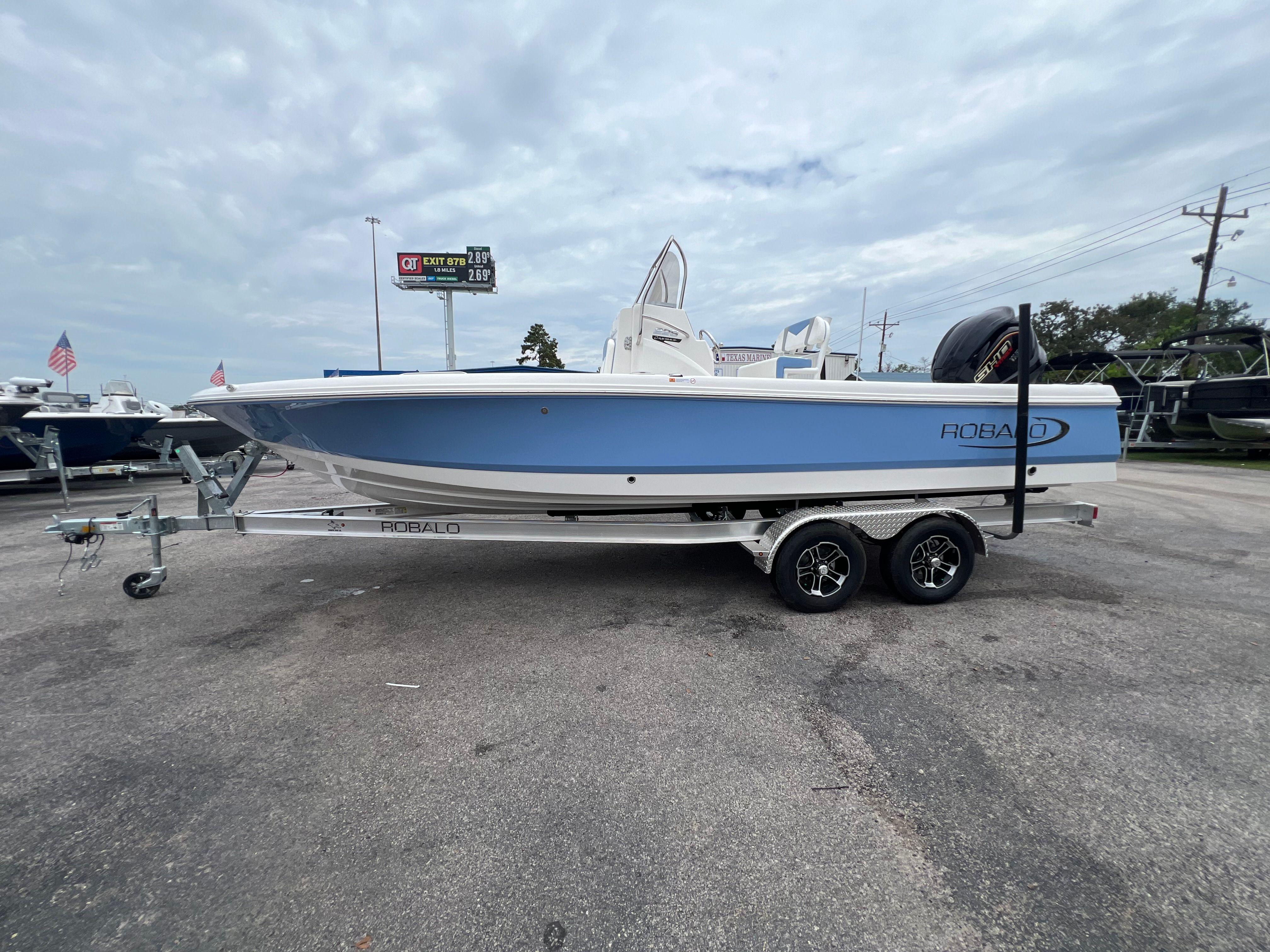 Robalo 226 CAYMAN STD 2025 ROBALO 226 CAYMAN STD - Image 1