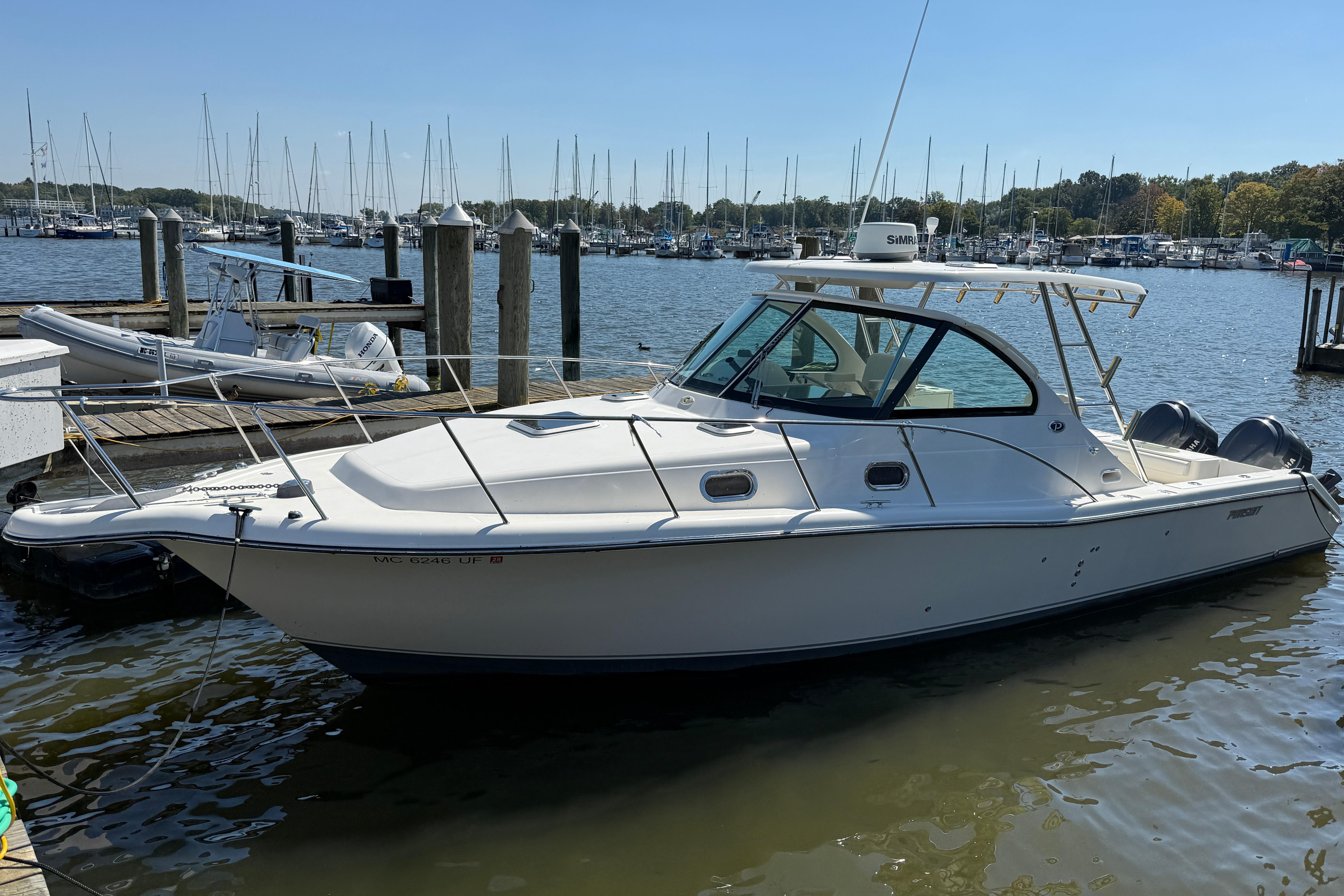 2006 Pursuit 3370 Offshore