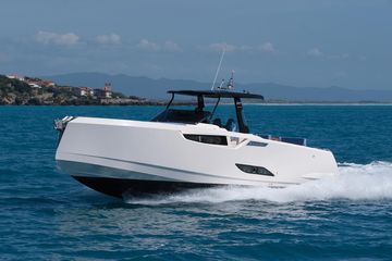 2025 Cayman Yachts 400 WA