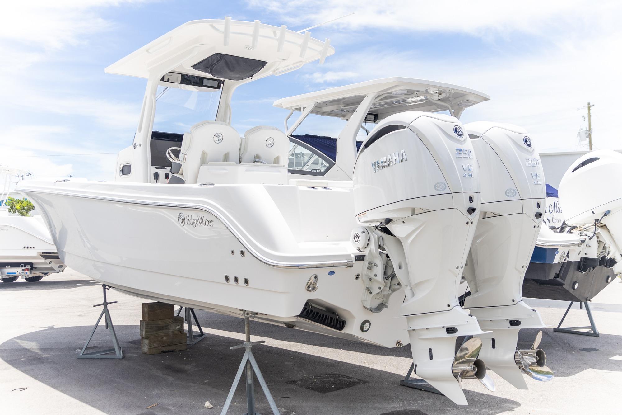 2025 Edgewater 262CC