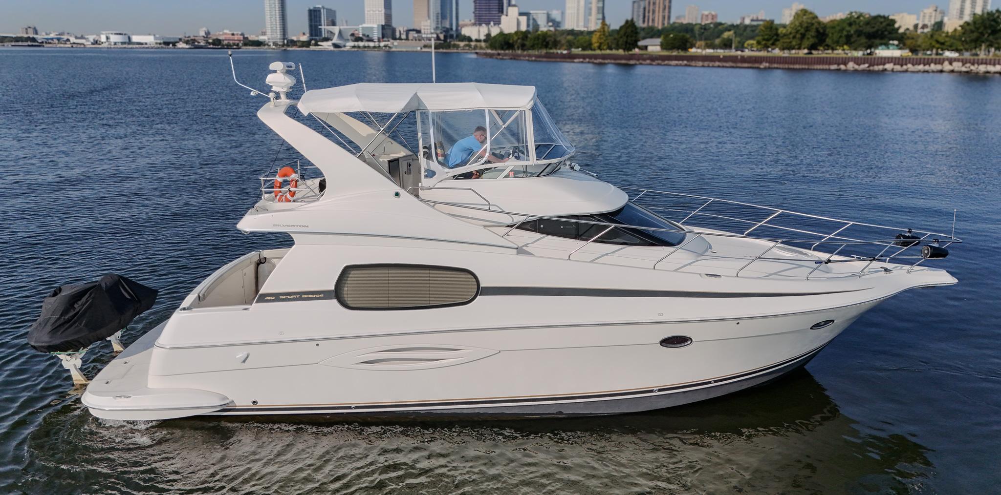 2003 Silverton 410 Sport Bridge