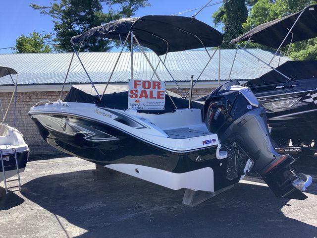 2025 Hurricane Sundeck OB SD 217 OB