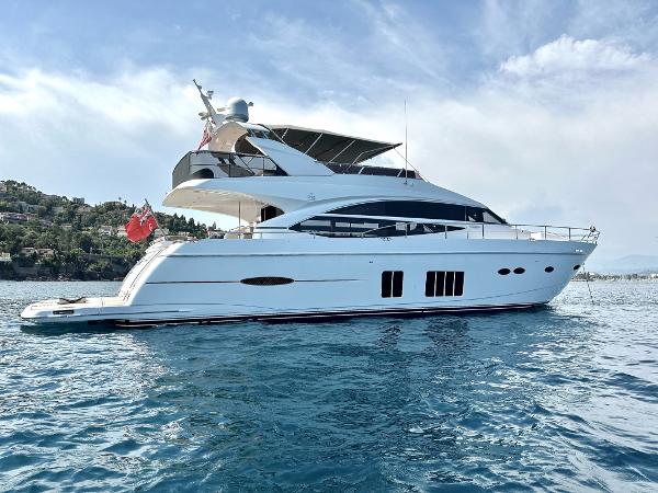 2011 Princess 72