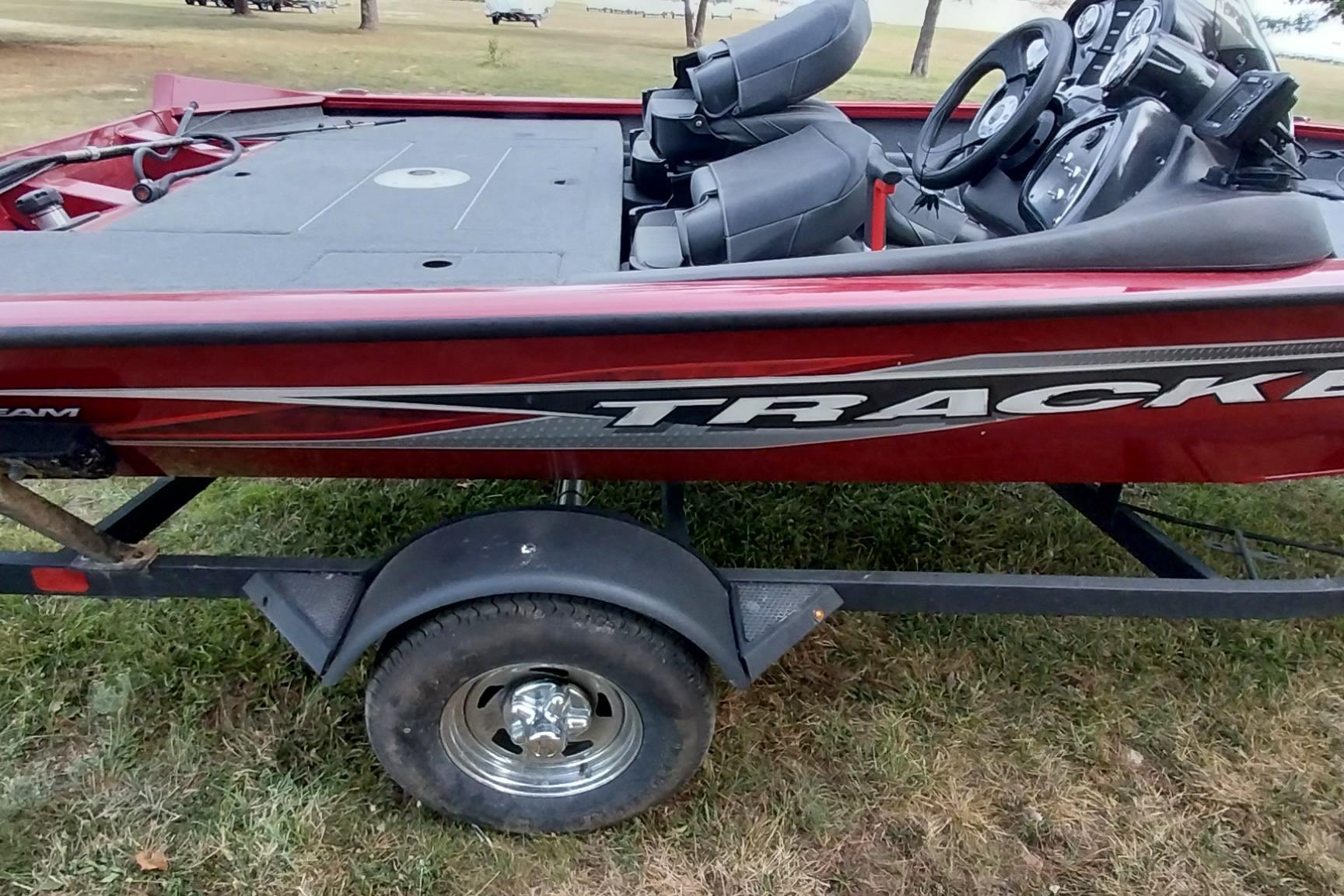 2024 Tracker Pro Team 175 TF