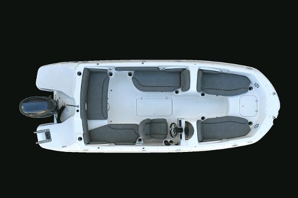 Stingray 182 SC Manufacturer Provided Image: 2022 Stingray 182 SC boat, top view, spacious seating, outboard motor.