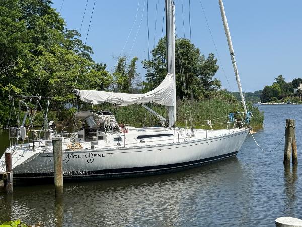 1985 Beneteau 42 First