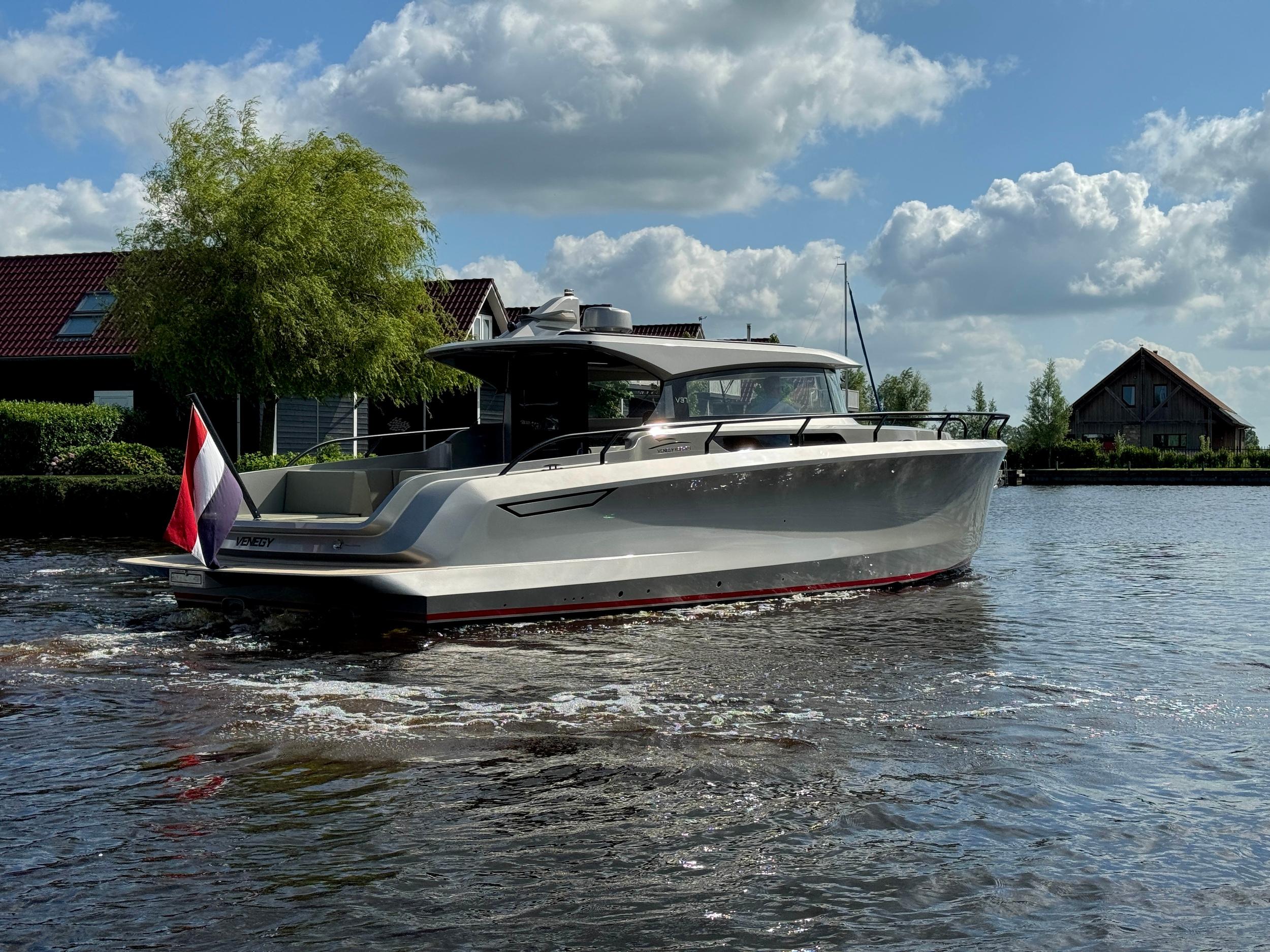 2020 Venegy V37