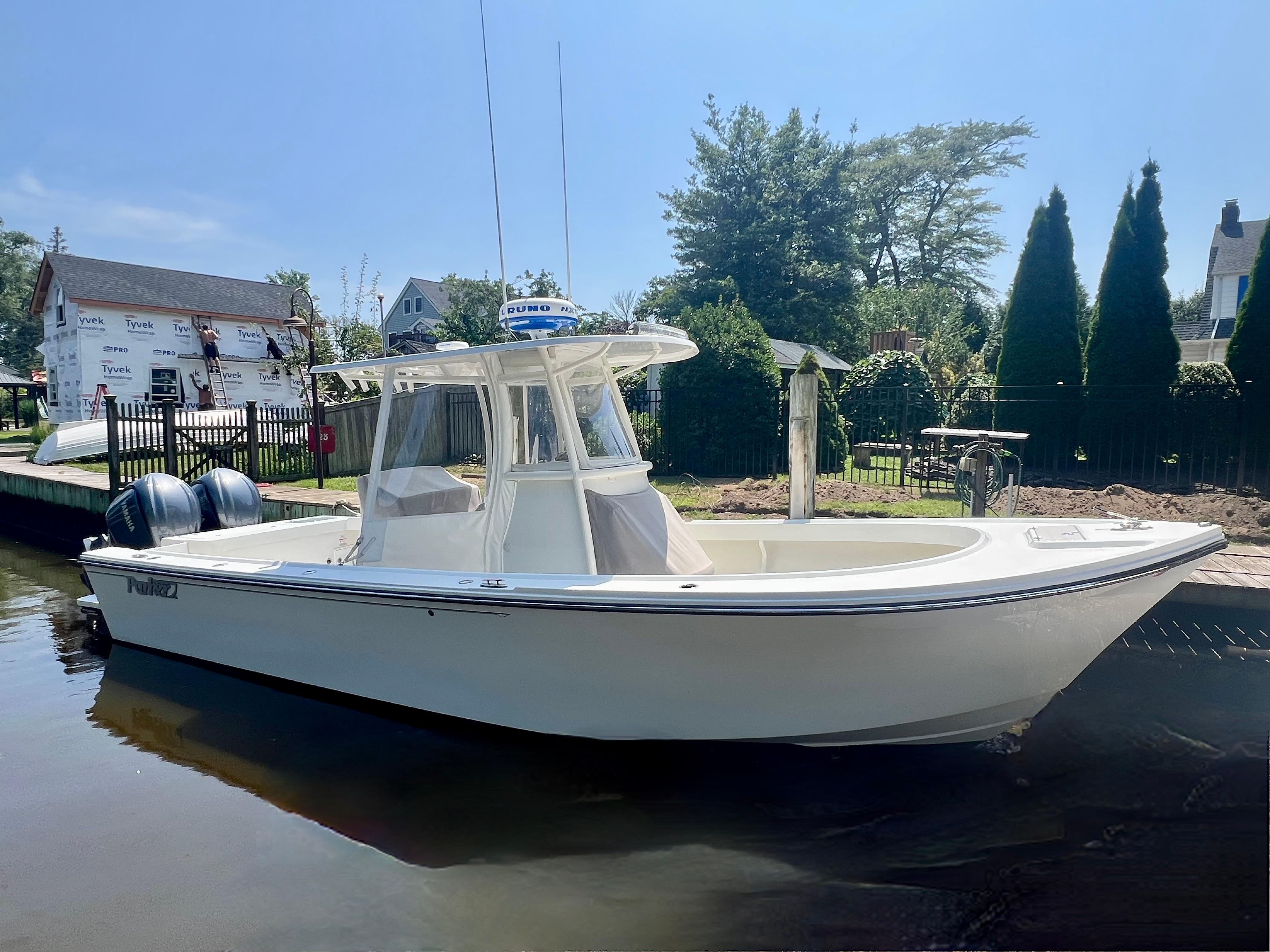 2023 Parker 2801 Center Console