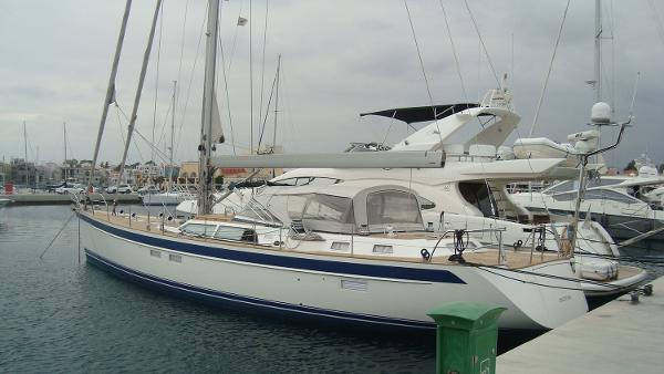 Hallberg-Rassy 64