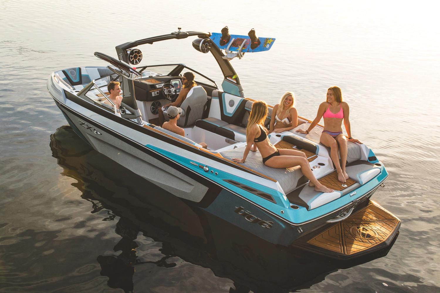Tige Boat image