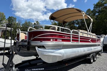 2019 Sun Tracker Fishin' Barge 24 DLX