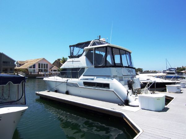1995 Carver 355 Aft Cabin