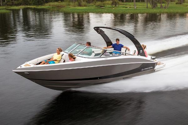 2018 Regal 2500 Bowrider