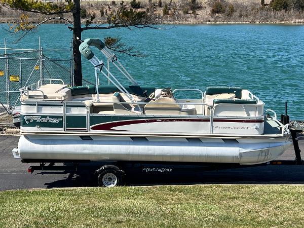 1998 Fisher Freedom 200 DLX