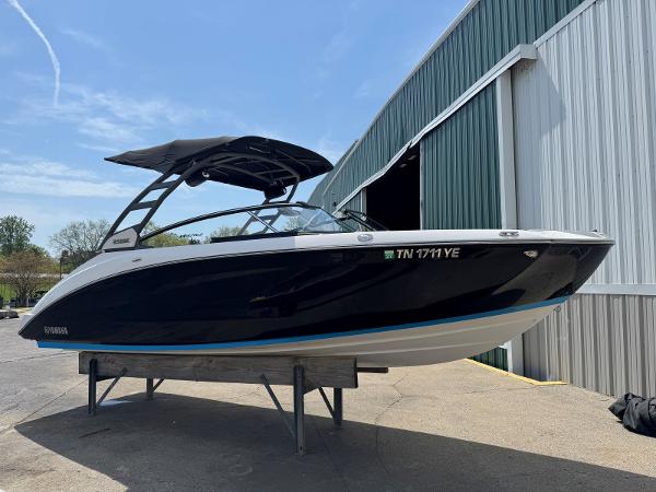2021 Yamaha Boats 252SE