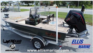 2025 Mako 18 Pro Skiff Backwater Edition