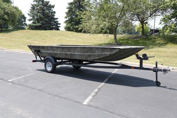 2026 Tracker Grizzly 1754 Utility