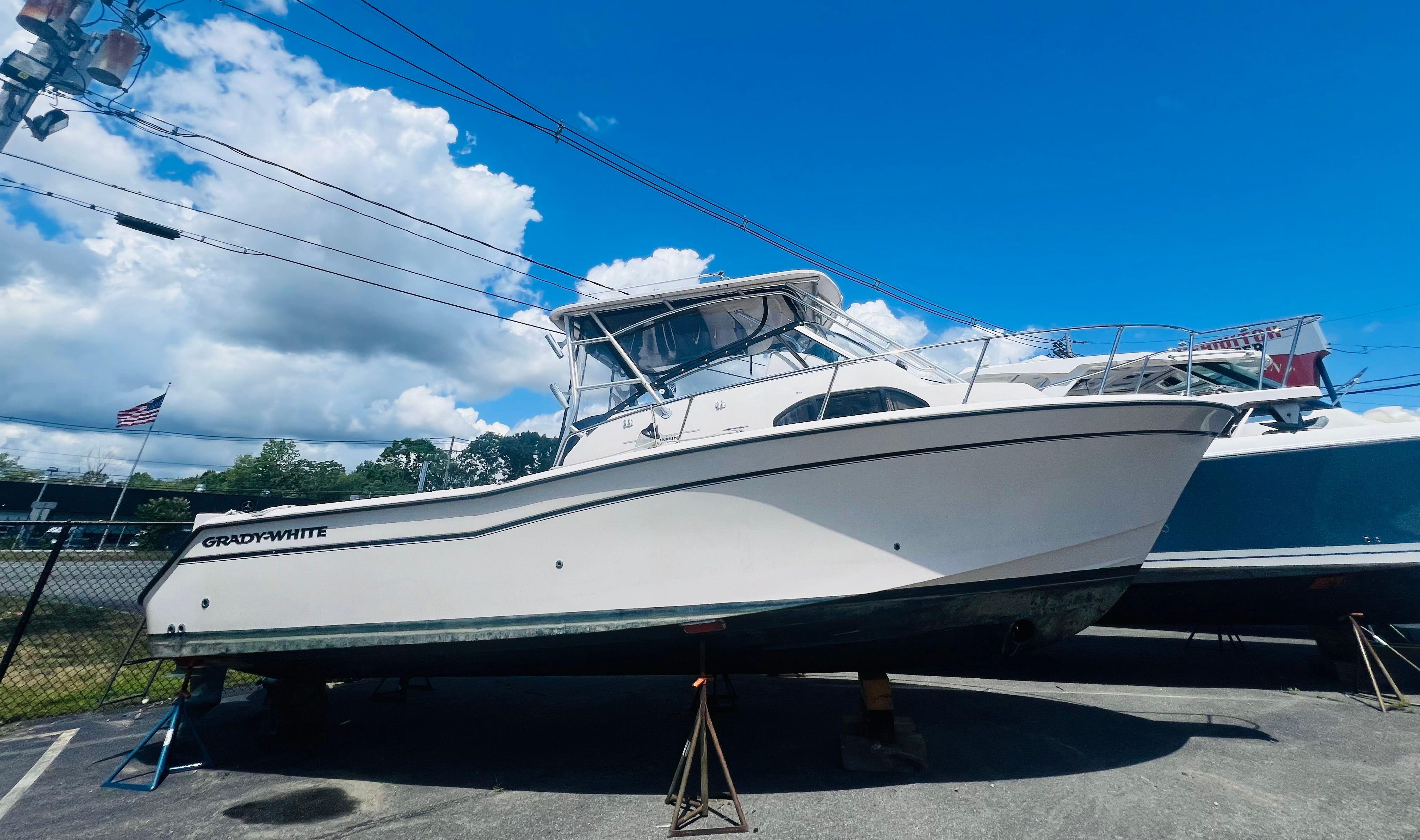 2005 Grady-White Marlin 30