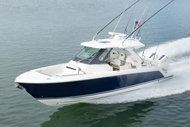 2026 Tiara Yachts 34 LS