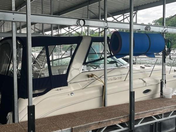 2000 Rinker 310 Fiesta Vee