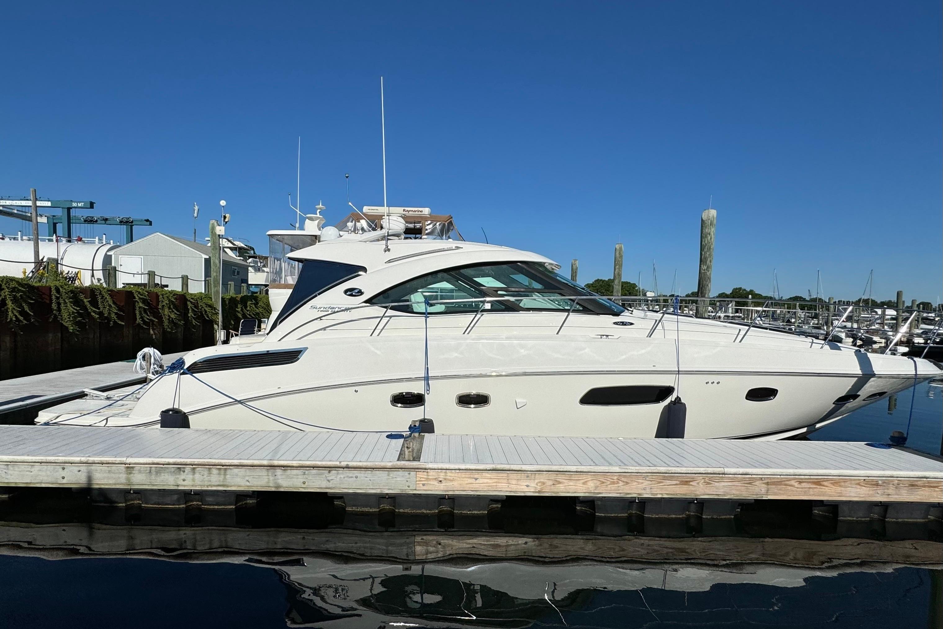 2010 Sea Ray 470 Sundancer