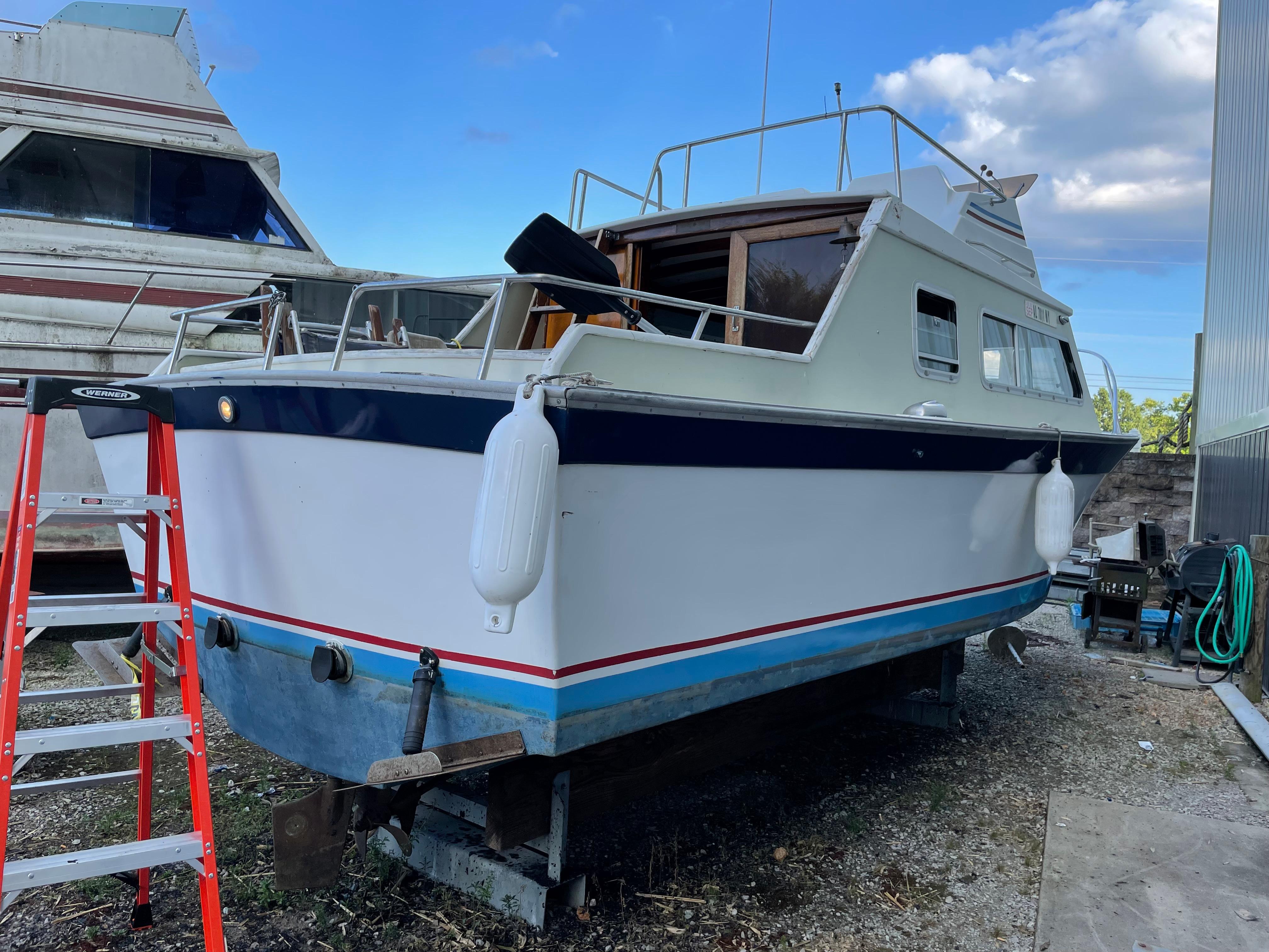 1970 Luhrs 25 Flybridge, Florence États-Unis - Boats.com