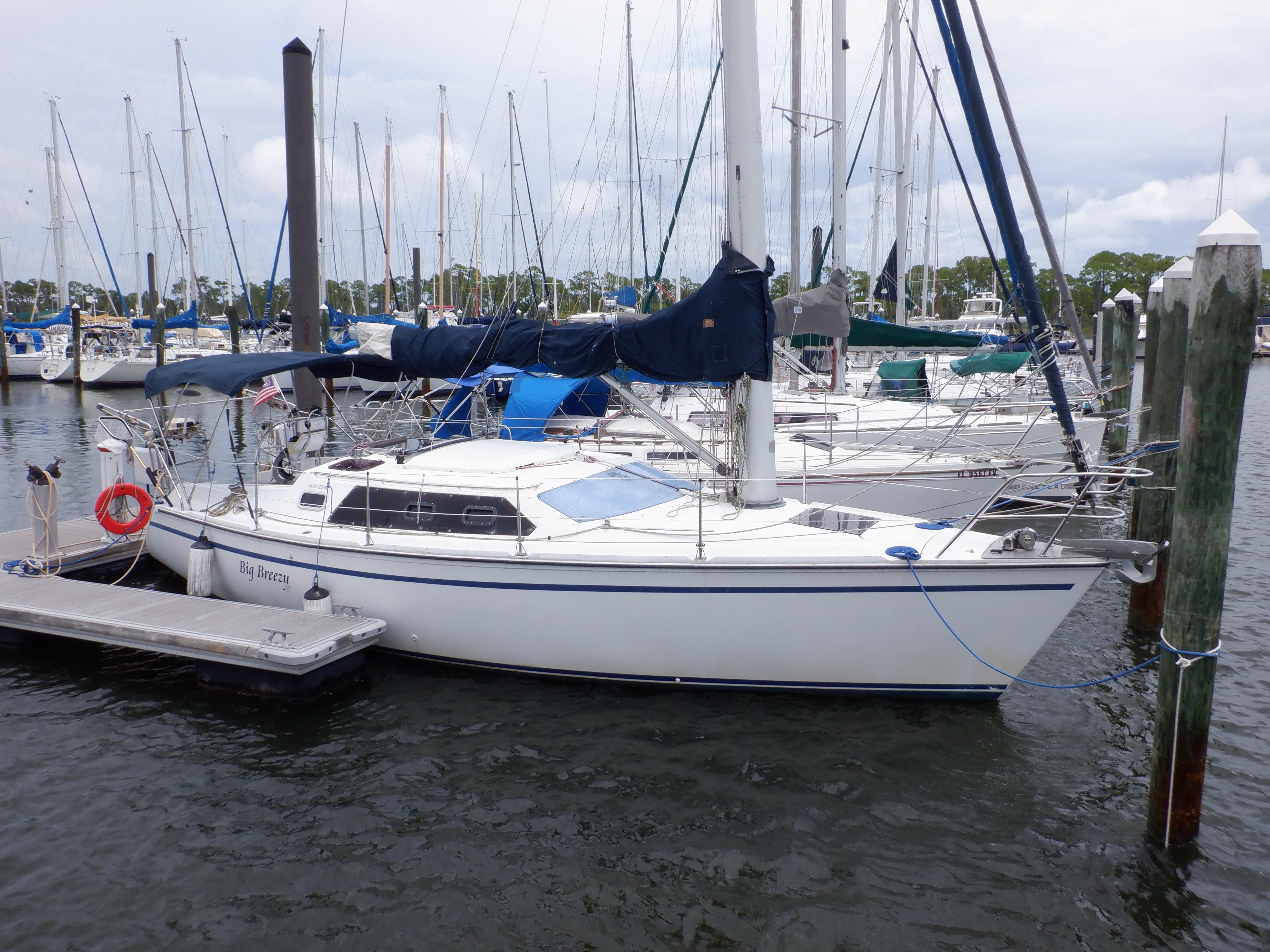1989 Hunter Vision 32