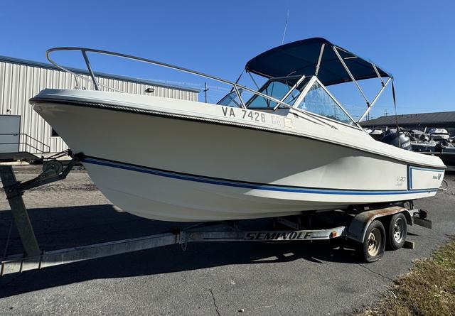 1988 Wellcraft V20-Steplift