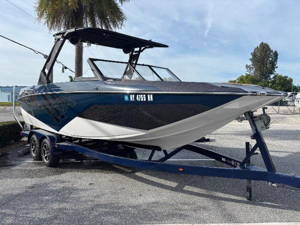 2021 ATX Surf Boats 24 Type - S