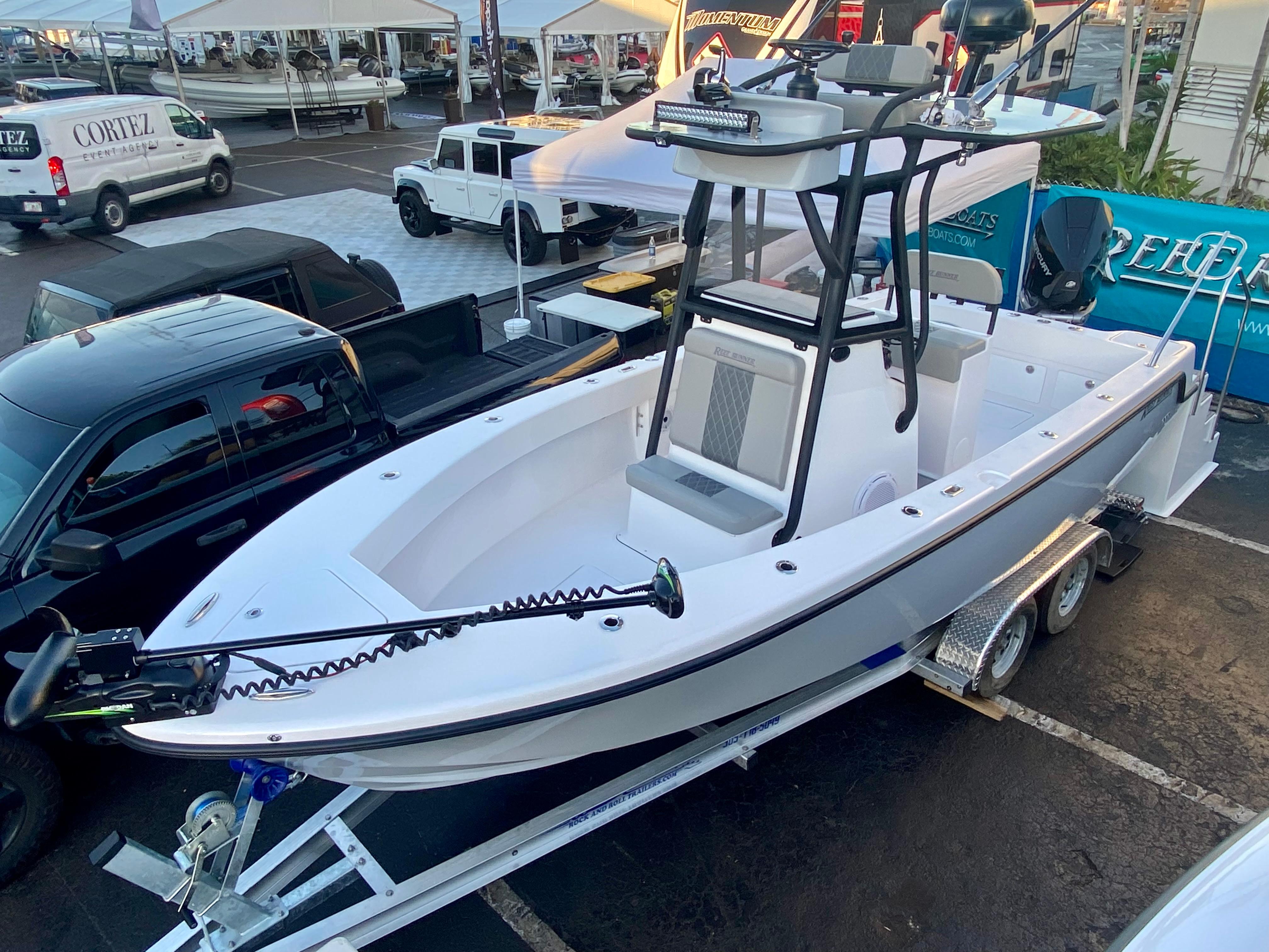 2026 Reef Runner 230 C Open
