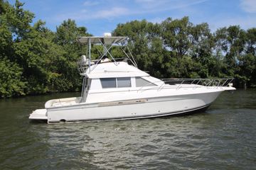 2000 Silverton 37 Convertible