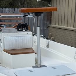 1989 Wahoo Center Console