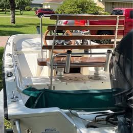 1989 Wahoo Center Console