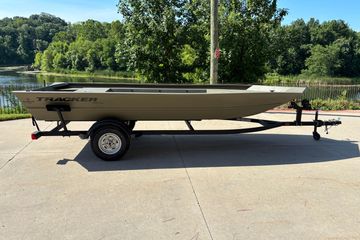 2026 Tracker Grizzly 1754 Utility