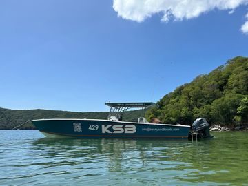2024 Custom 42 CENTER CONSOLE