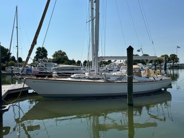 1987 Hinckley Sou'wester 42