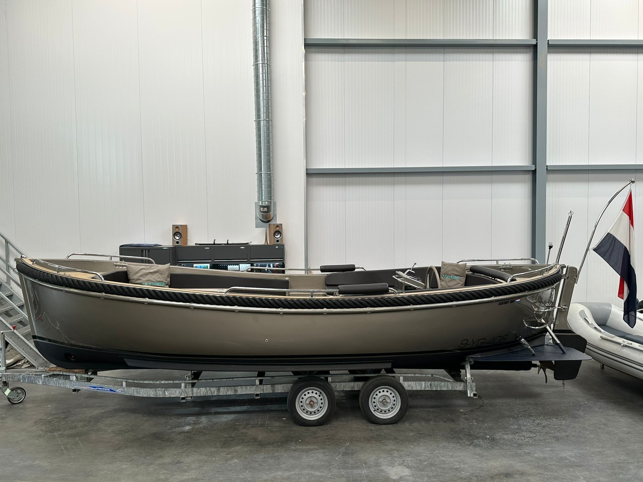 2015 Seafury 800