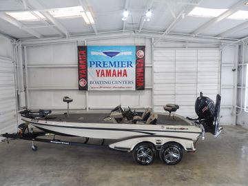 2022 Ranger Z521L CUP